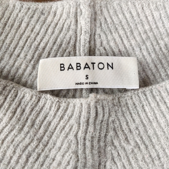 Aritzia Heather Grey Wool Blend Chalmers Mock Neck Ribbed Knit Crop Sweater S - Picture 2 of 8